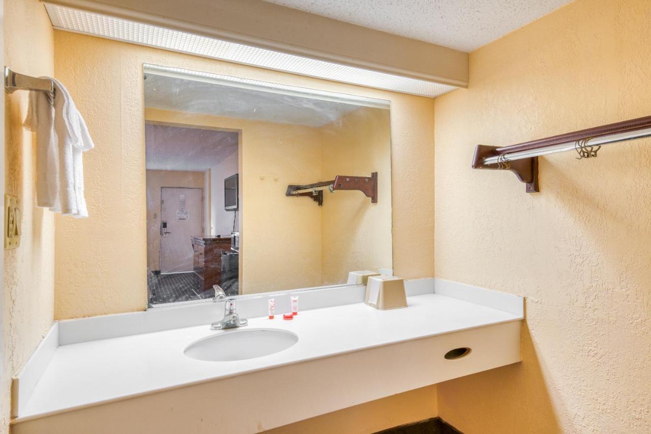 Oyo Hotel Jackson Fairgrounds I-55 외부 사진